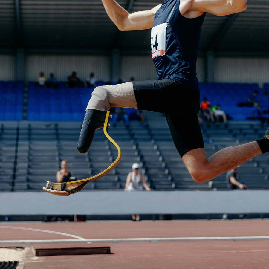 paralympic runner